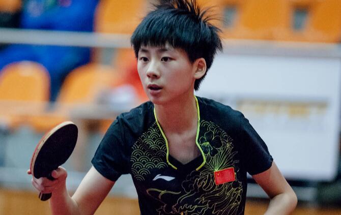 配合中锋的 配合中锋的