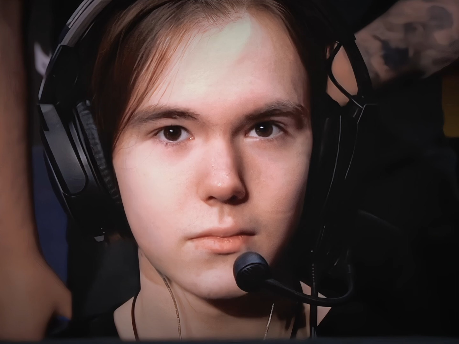 他通过加入 他通过加入